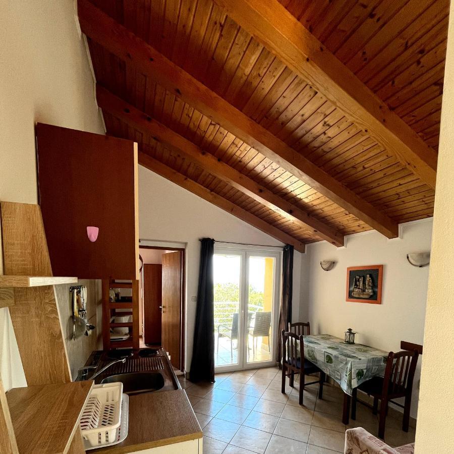 Apartmani Lisak Ugrina Barić Draga Exterior foto